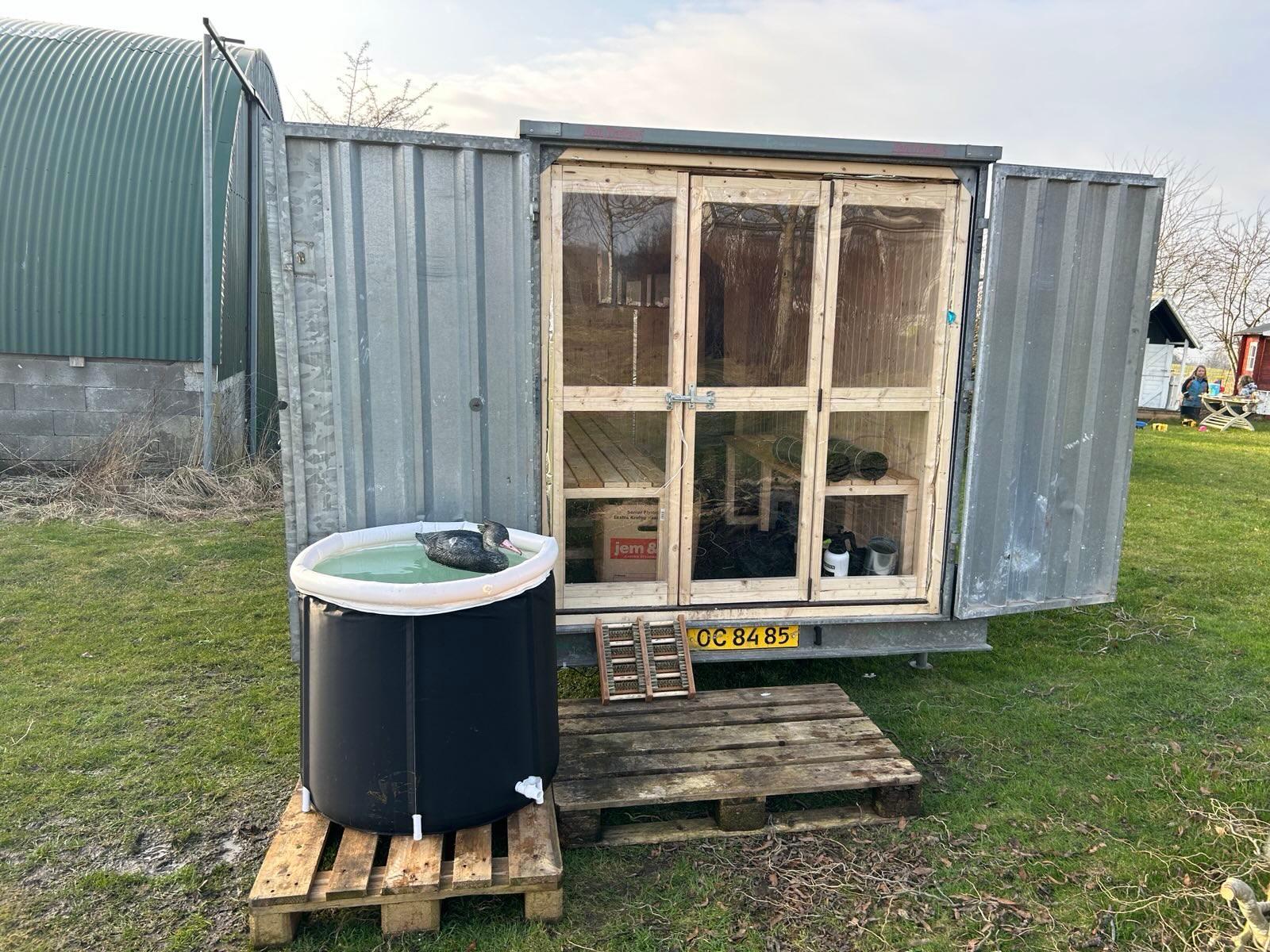 Saunatraileren med koldtvandskar